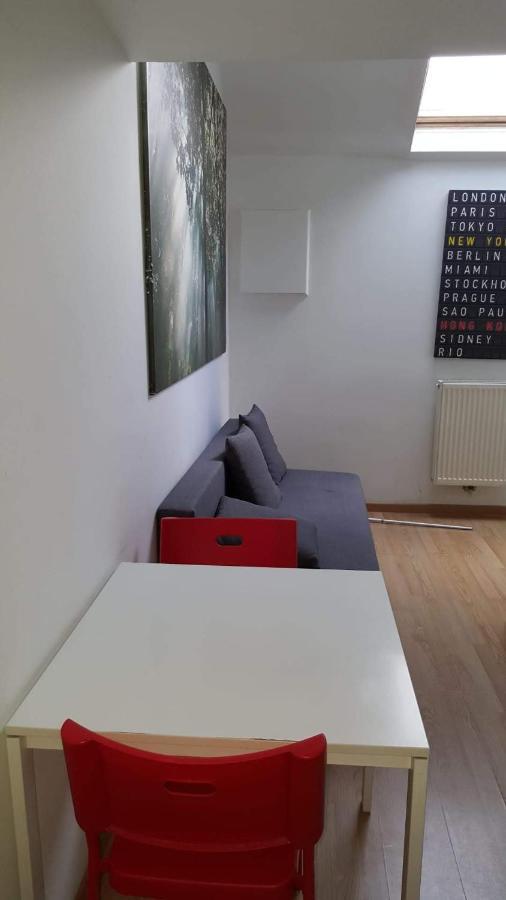 Central Duplex Sleeps 4 Bruxelas Exterior foto
